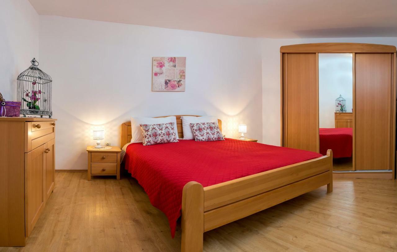 Emi Appartement *